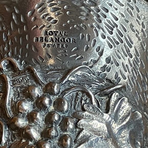 ROYAL SELANGOR pewter Bacchus wine funnel - Picture 4 of 10